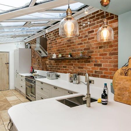Lodge Farm - Stunning 3 Bed With Large Garden! Beckley  Экстерьер фото